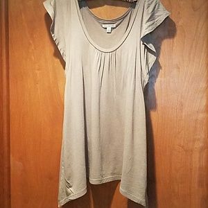 American Eagle flowy t-shirt